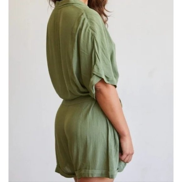 For Days Short Sleeve Utility Romper - Picture 2 of 7